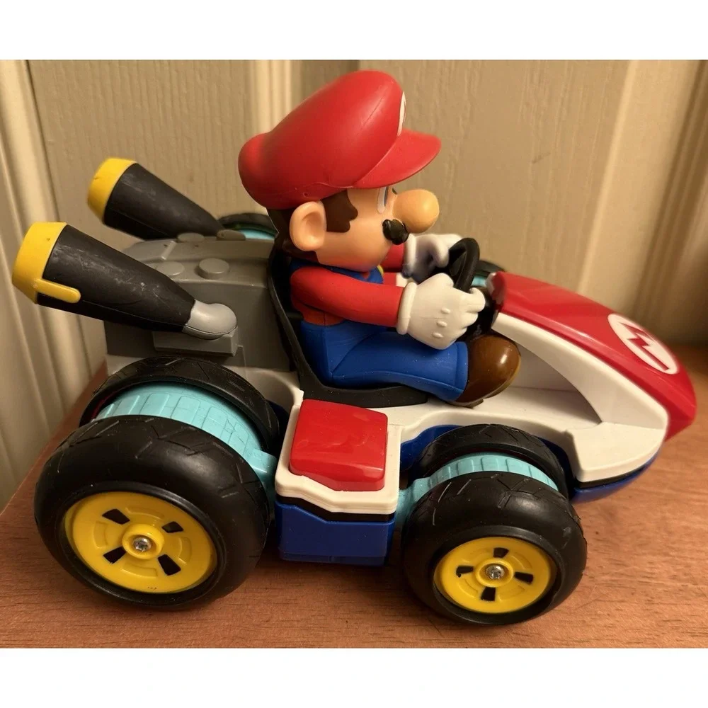 Super Mario Kart‎ Nintendo 8 Remote Control Racer Car Anti-Gravity Jakks